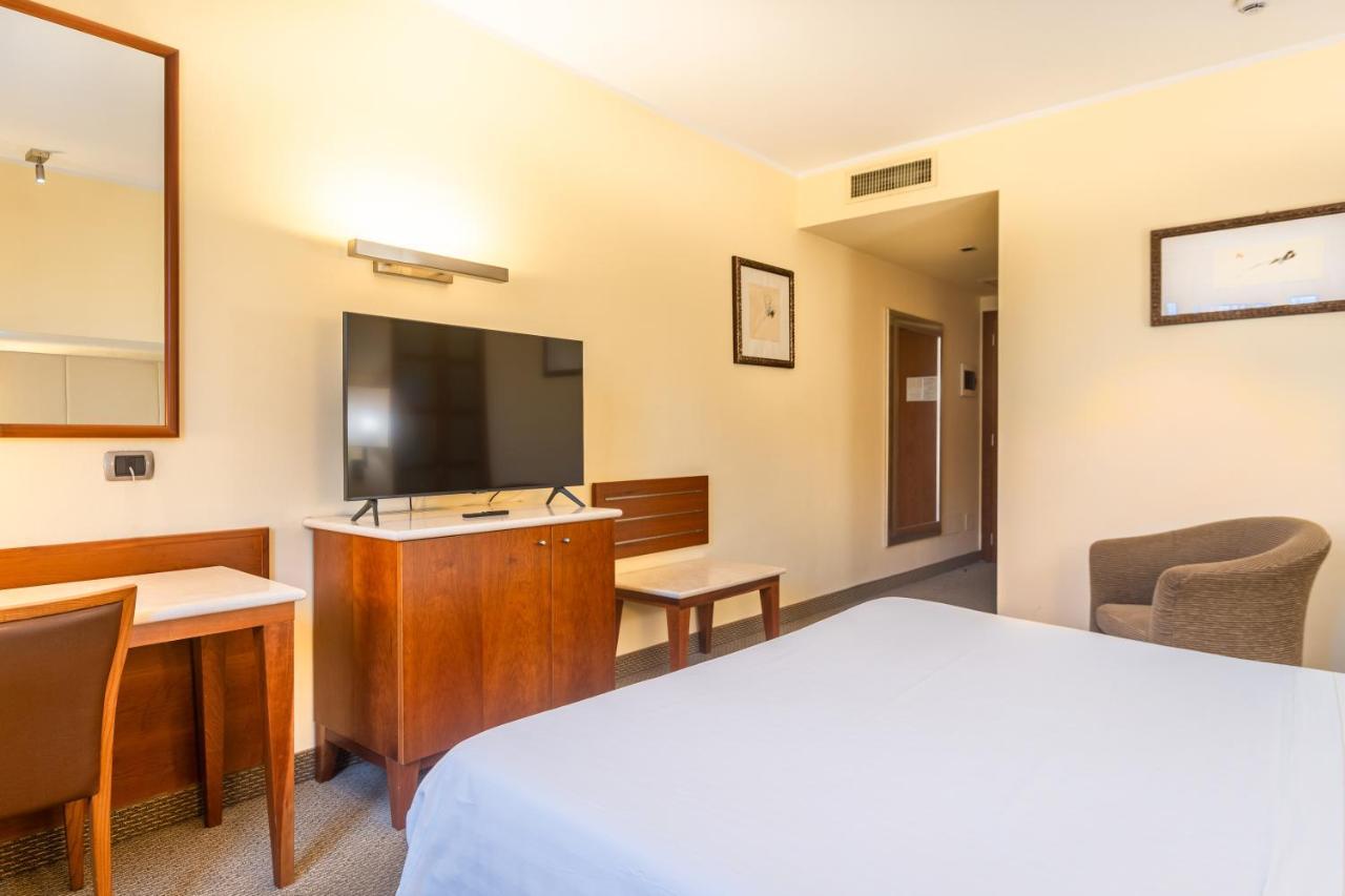 Hotel Airone - Ombrellone Incluso Al Bagno Dolce Vita A Marina Dal 1 Giugno Al 15 Settembre Grosseto Exterior foto
